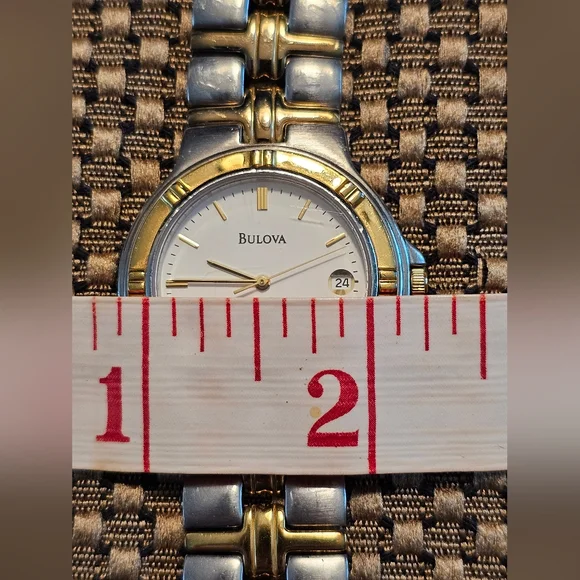 Bulova Infinity Collection wristwatch, two-tone. Unisex EUC! - Picture 15 of 16